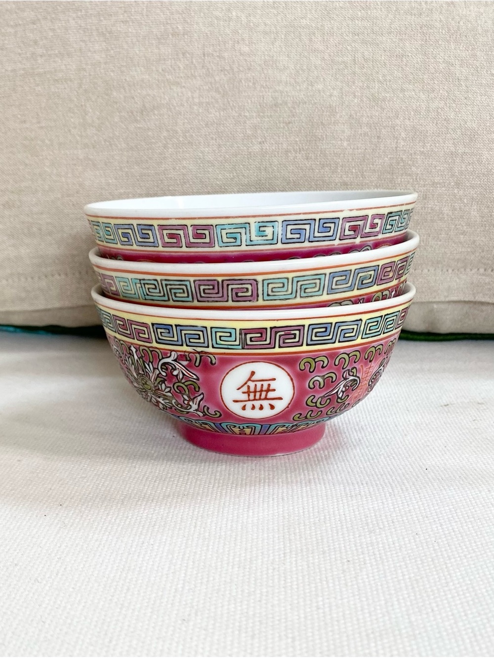 Set 3 Vtg Chinese Famille Rose Longevity Mun Shou Porcelain Rice Bowls